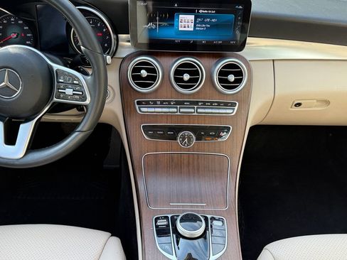 Used 2020 Mercedes-Benz C 300 4MATIC Sedan image 13