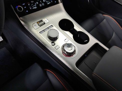 New 2026 Genesis GV70 2.5T Sport Prestige AWD/4WD image 28