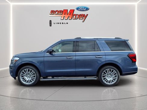 Used 2023 Ford Expedition Limited AWD/4WD image 7