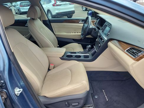 Used 2017 Hyundai Sonata Limited w/ Tech Package 03 FWD image 18