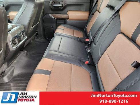 Used 2021 Chevrolet Silverado 1500 High Country image 30