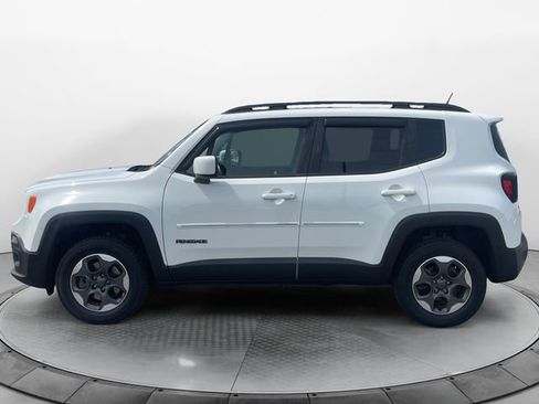 Used 2016 Jeep Renegade Latitude w/ Cold Weather Group AWD/4WD image 2