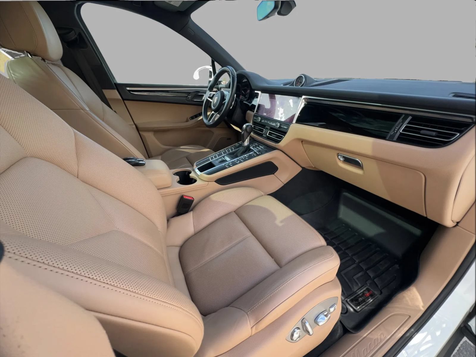 Used 2019 Porsche Macan AWD/4WD image 37