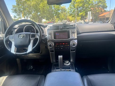 Used 2012 Toyota 4Runner Limited AWD/4WD image 25