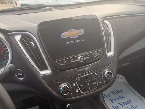 Used 2024 Chevrolet Malibu LT image 13