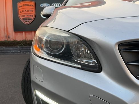 Used 2016 Volvo V60 T5 Platinum AWD/4WD image 3