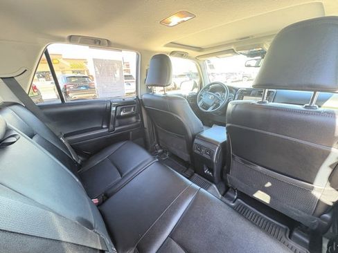 Used 2022 Toyota 4Runner TRD Off-Road Premium w/ Moonroof Package image 24