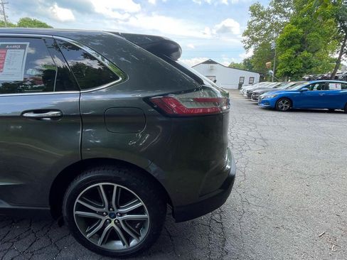 Used 2020 Ford Edge Titanium AWD/4WD image 5