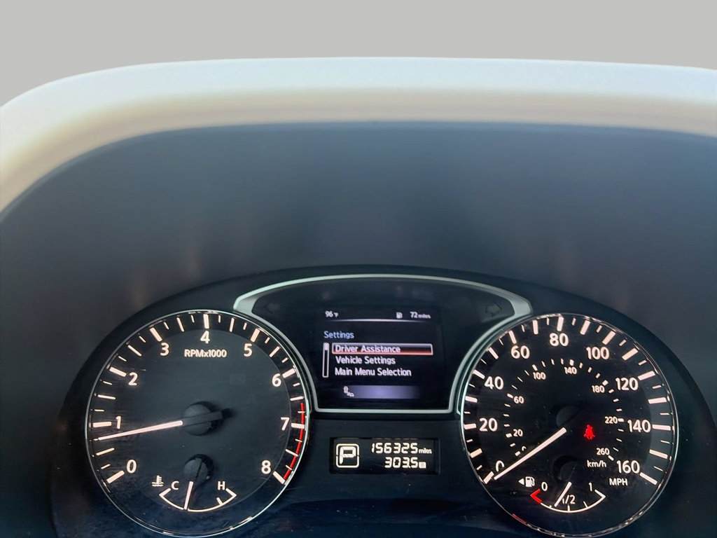 Used 2015 Nissan Pathfinder Platinum w/ Cargo Package FWD image 24
