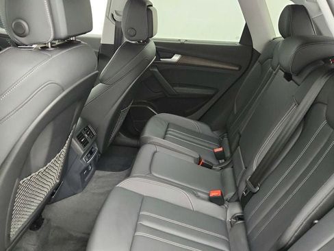 Used 2024 Audi Q5 2.0T Prestige w/ Prestige Package image 21