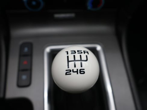 Used 2013 Ford Mustang Shelby GT500 RWD image 39