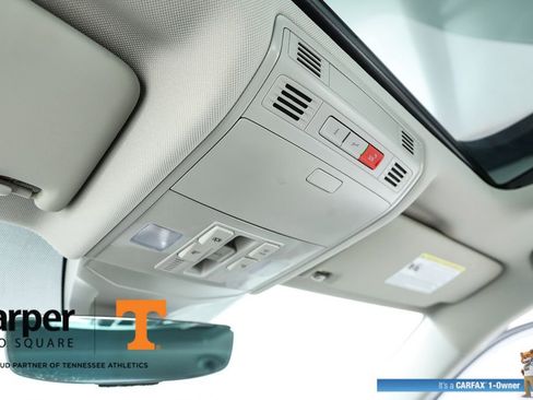 Used 2023 Volkswagen Jetta SE w/ Panoramic Sunroof Package image 63