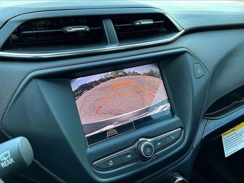 Used 2023 Chevrolet TrailBlazer LT image 22