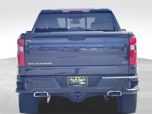 Used 2024 Chevrolet Silverado 1500 LT Trail Boss w/ Convenience Package II AWD/4WD image 4