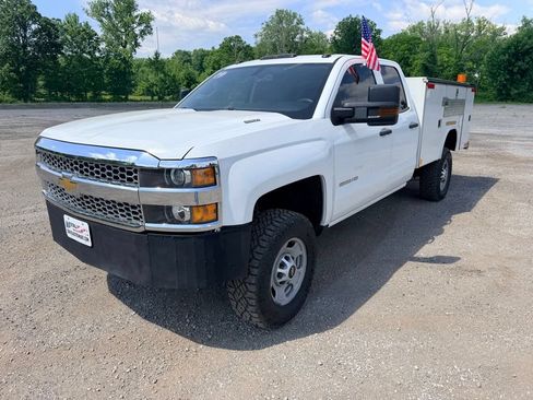 Used 2017 Chevrolet Silverado 3500 W/T w/ WT Convenience Package RWD image 3
