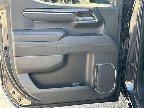 New 2026 GMC Sierra 1500 Elevation w/ LPO, Elevation Black Package image 24
