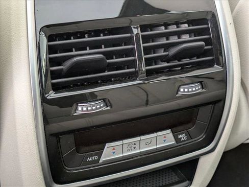 Used 2021 BMW X5 xDrive40i w/ Convenience Package image 18