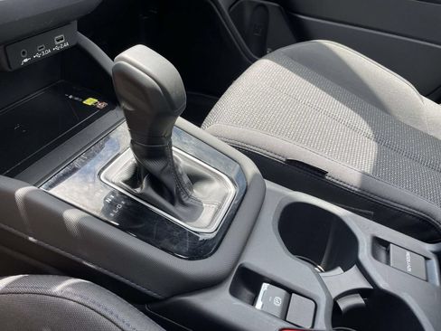Certified 2025 Subaru Forester Premium AWD/4WD image 23