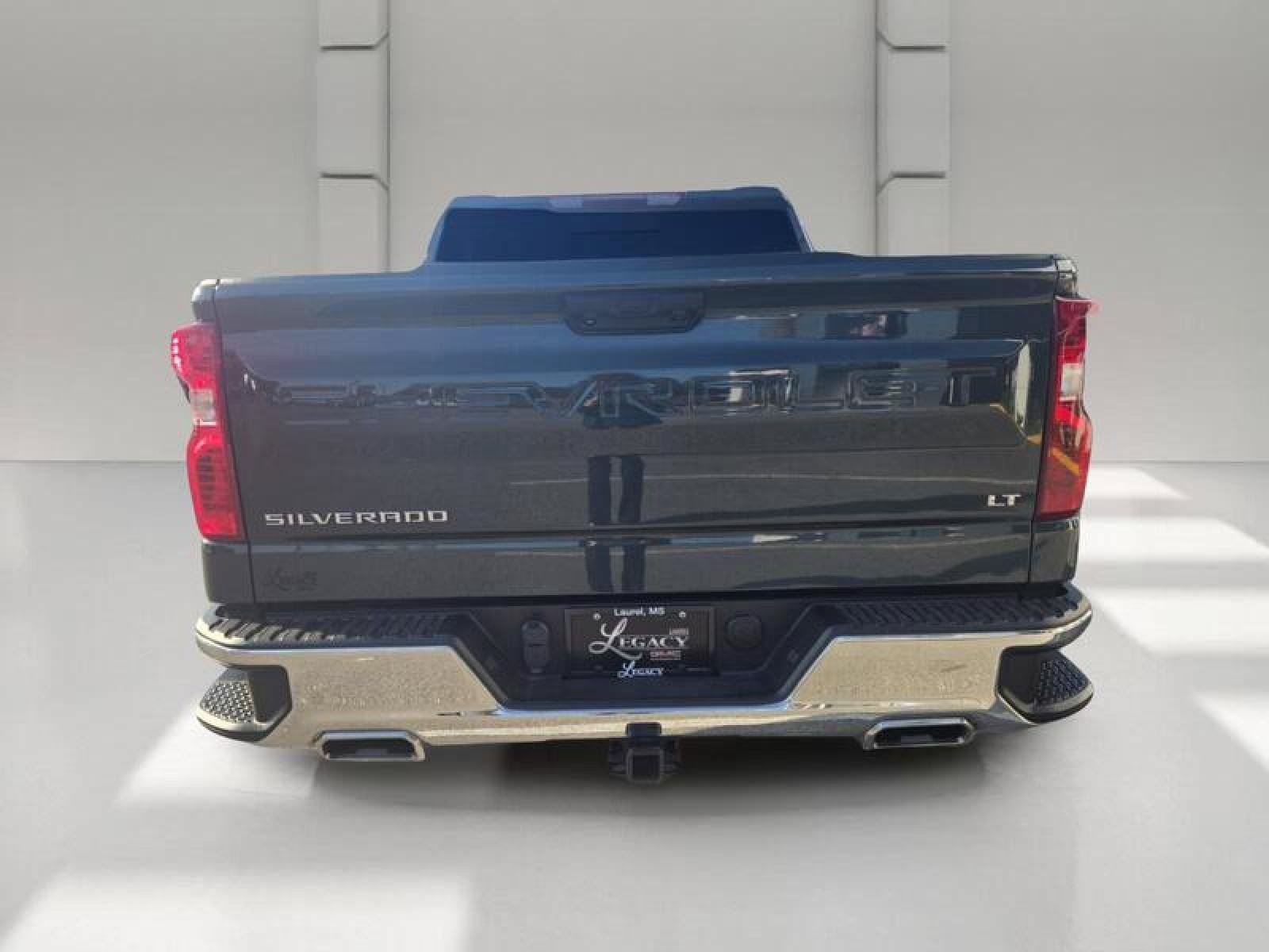 Used 2025 Chevrolet Silverado 1500 LT w/ Z71 Off-Road Package AWD/4WD image 6