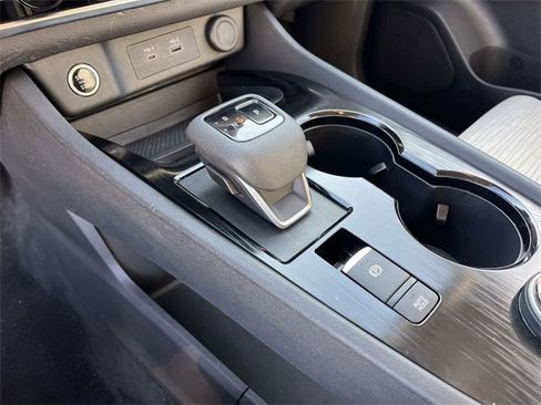 Used 2023 Nissan Rogue SV image 30