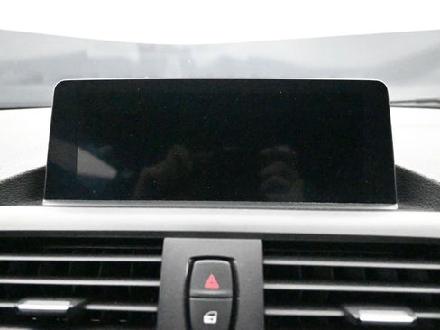 Used 2017 BMW M2 image 41