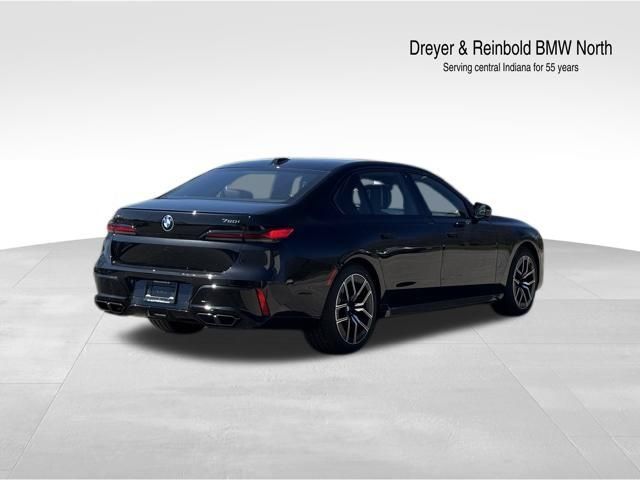 New 2026 BMW 760i xDrive w/ Premium Package AWD/4WD image 6