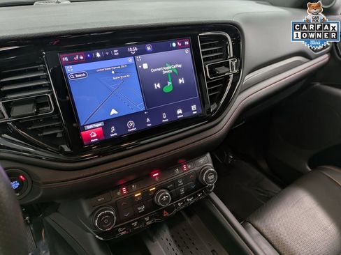 Used 2025 Dodge Durango GT AWD/4WD image 11