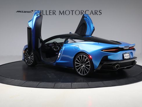 Used 2021 McLaren GT RWD image 16