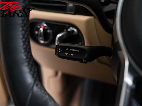 Used 2021 Porsche Macan S image 32