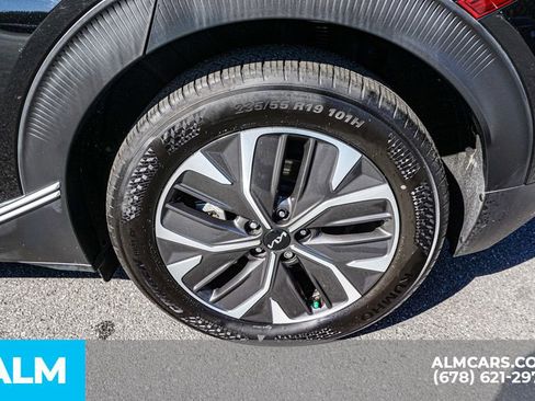 Used 2024 Kia EV6 Light image 17