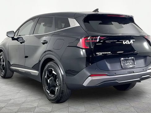 Certified 2026 Kia Sportage EX FWD image 4