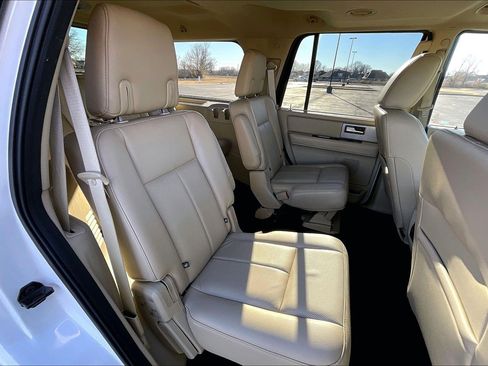 Used 2017 Ford Expedition Limited w/ Equipment Group 301A image 17