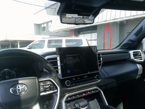Used 2022 Toyota Tundra Platinum w/ Advanced Package AWD/4WD image 22
