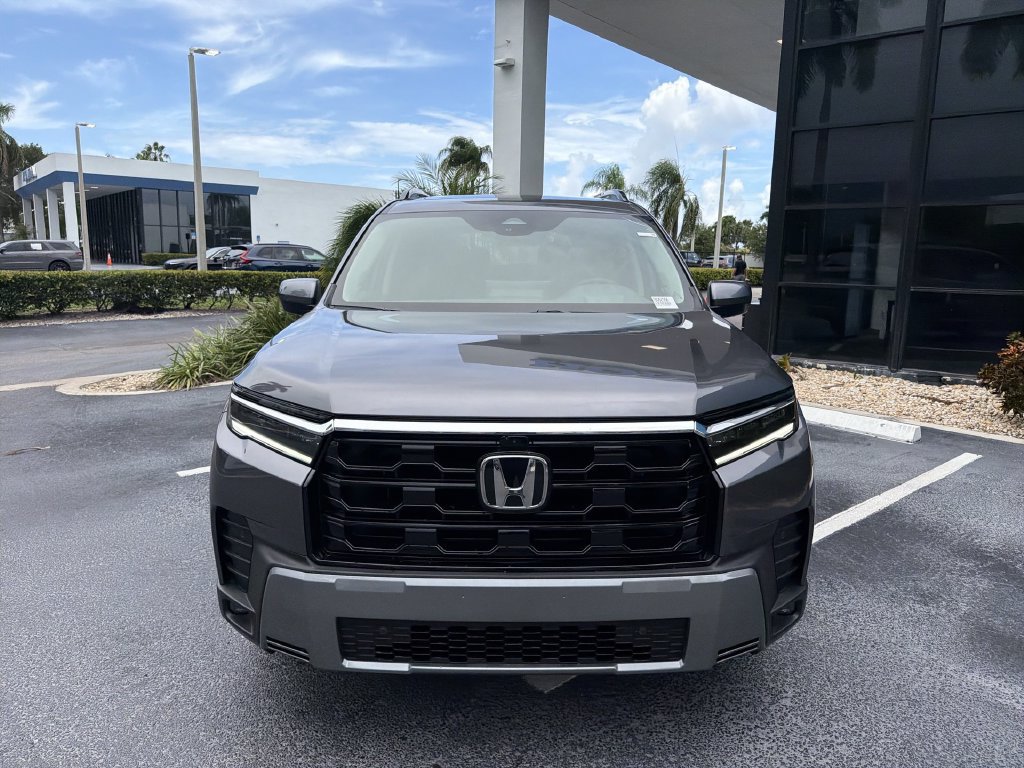 New 2026 Honda Pilot Elite image 3