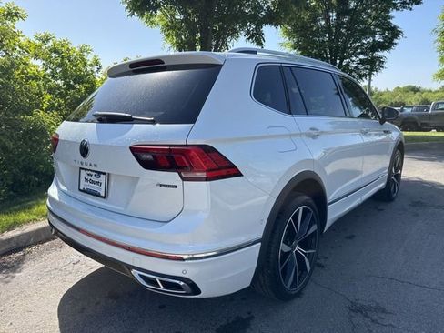 Used 2024 Volkswagen Tiguan SEL R-Line AWD/4WD image 8