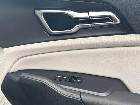 New 2026 Kia Sportage SX FWD image 18