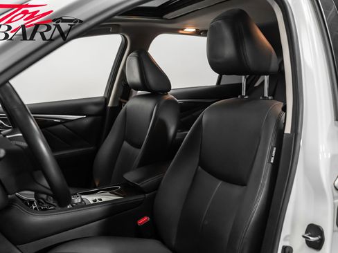 Used 2018 INFINITI Q50 Luxe w/ Essential Package (3.0T Luxe) image 22