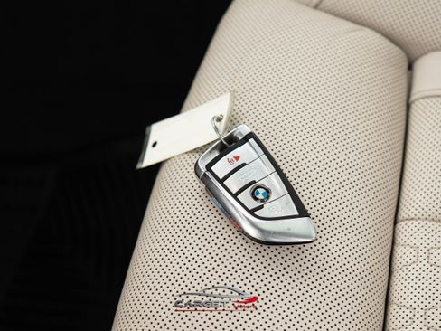 Used 2021 BMW X7 xDrive40i w/ M Sport Package image 58