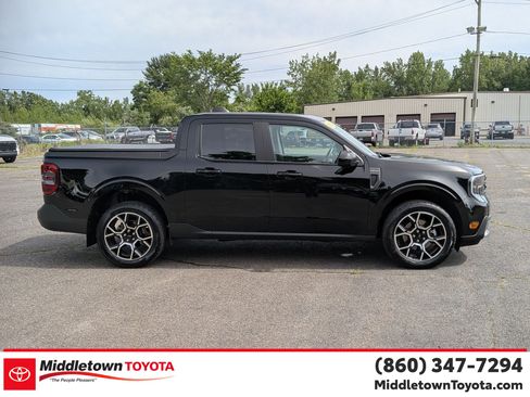 Used 2025 Ford Maverick Lariat w/ 4K Tow Package AWD/4WD image 2