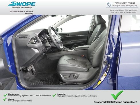 Used 2023 Toyota Camry SE FWD image 12