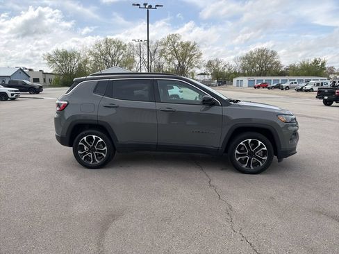 Used 2024 Jeep Compass Limited AWD/4WD image 5