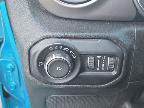 Used 2020 Jeep Wrangler Unlimited Sport S image 20