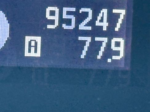 Used 2013 INFINITI G37 Sport w/ Premium Pkg image 29