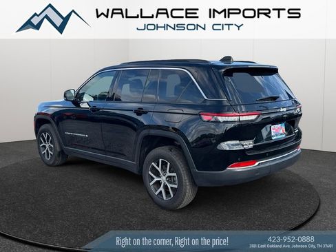 Used 2024 Jeep Grand Cherokee Limited image 3