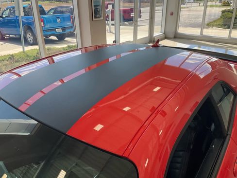 Used 2022 Dodge Challenger SRT Hellcat RWD image 34