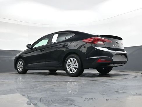 Used 2019 Hyundai Elantra SE image 33