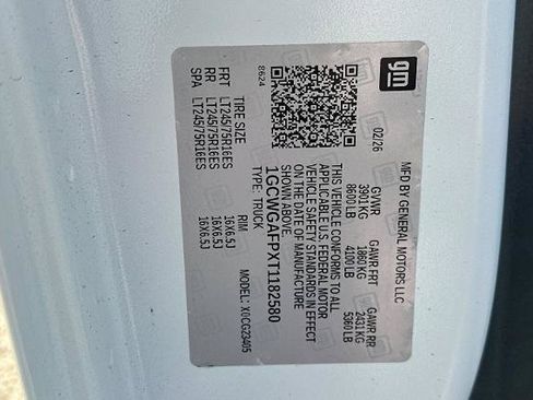 New 2026 Chevrolet Express 2500 w/ Driver Convenience Package RWD image 31