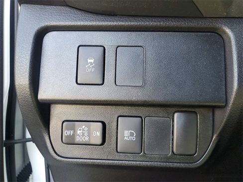 Used 2022 Toyota Tacoma 2WD Double Cab image 28