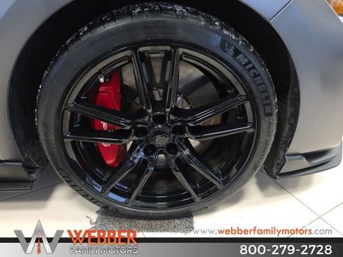 Used 2021 Ford Mustang Shelby GT500 w/ Technology Package image 34