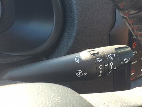 Used 2022 Jeep Renegade Trailhawk image 17